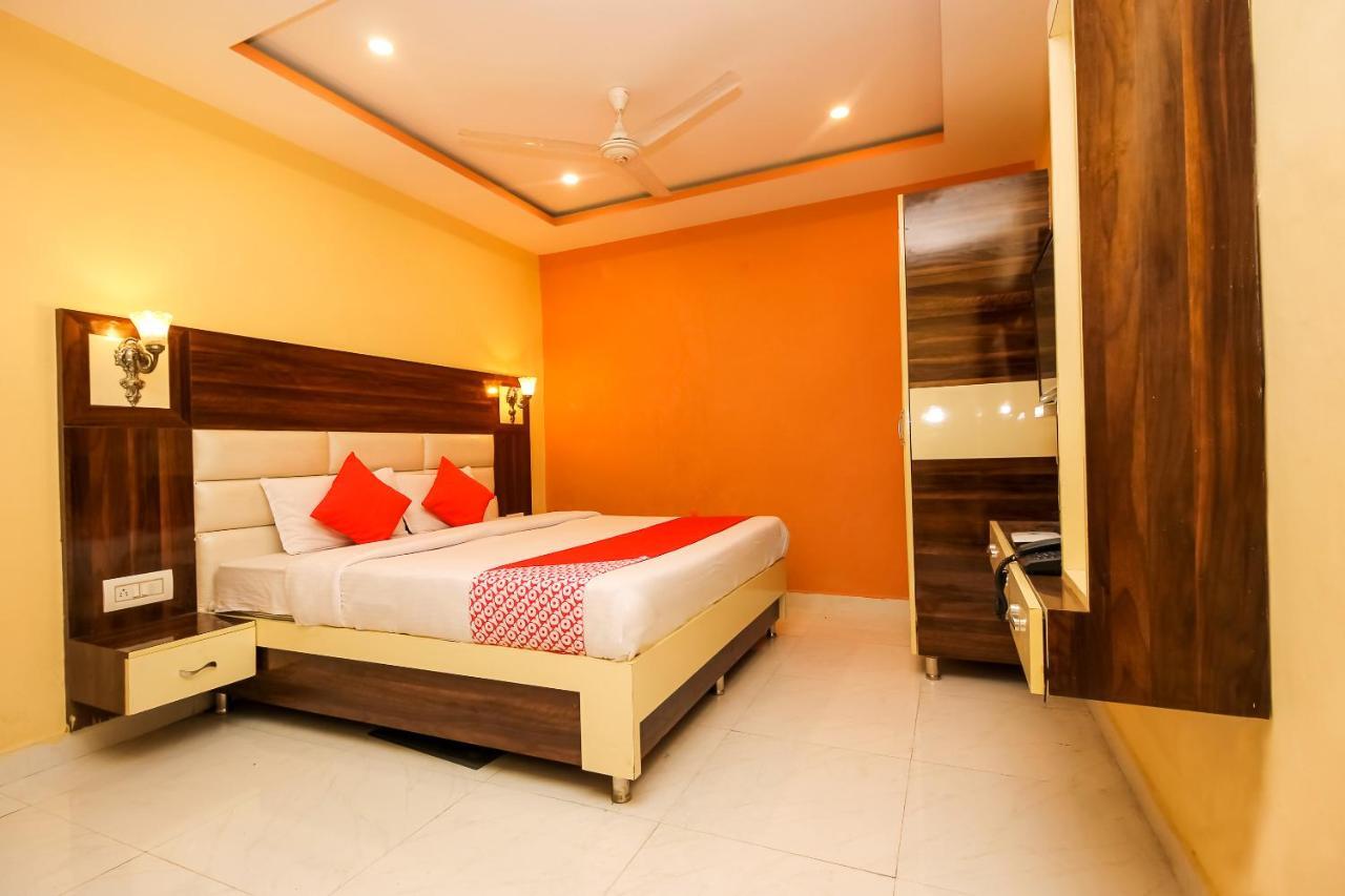 Oyo 10709 Hotel Sbt Visakhapatnam Luaran gambar